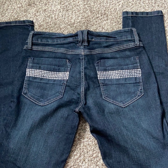 Bebe Jeans. Size 28. Wore once. In excellent condition. - Picture 3 of 5